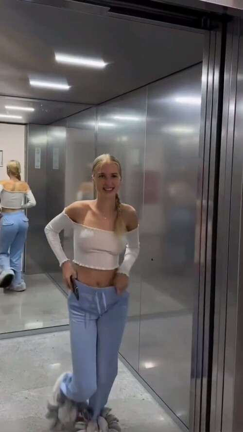 Y eso es todo amigos hasta aquí nos trajo el rio 🫡🪖 #comedy #elevator #xanderivashumor #elevatorgirl